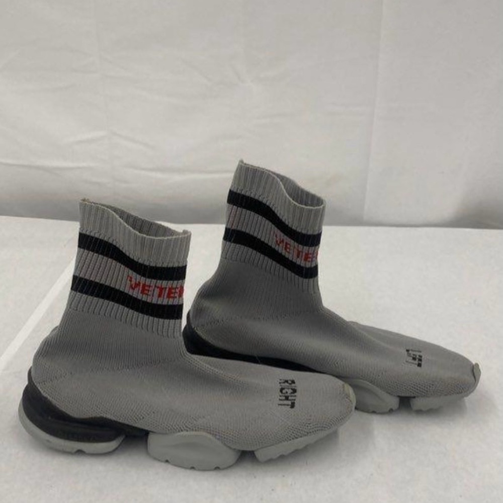 Vetements Gray and Black Athletic Socks - Picture 6 of 6